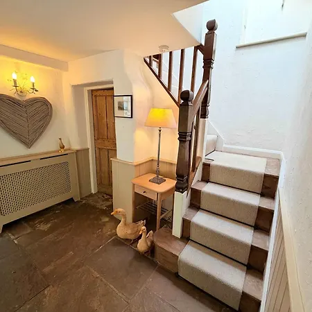 Cosy Sleeps 10 Acre Playroom Pets Tatil Evi *