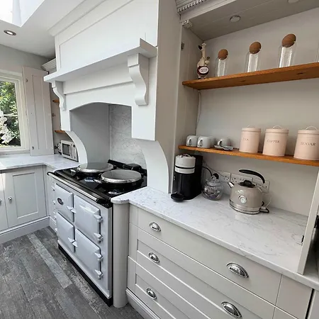 Tatil Evi Cosy Sleeps 10 Acre Playroom Pets Knaresborough