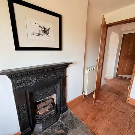 Cosy Sleeps 10 Acre Playroom Pets Tatil Evi