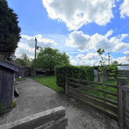 Tatil Evi Cosy Sleeps 10 Acre Playroom Pets Knaresborough